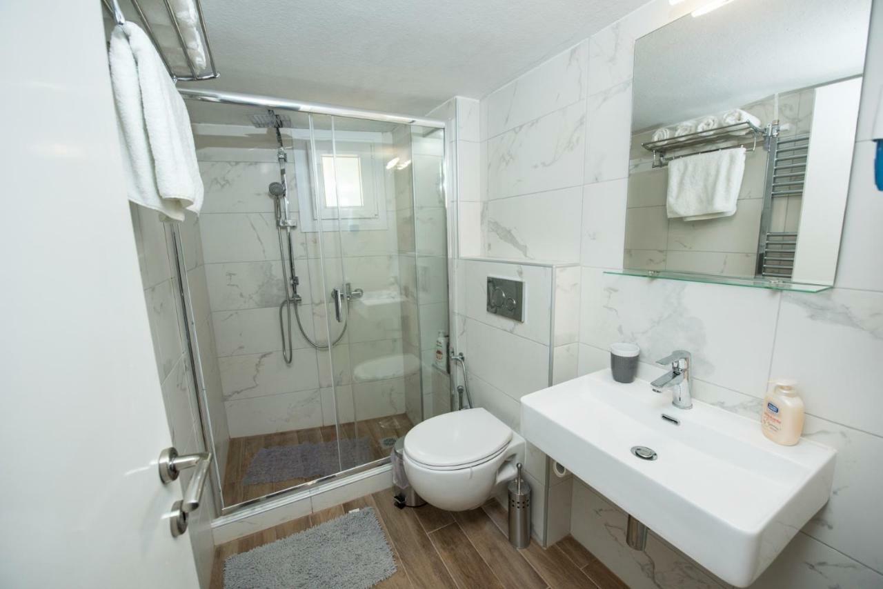 Artemis Luxury Apartment Szaloniki Kültér fotó